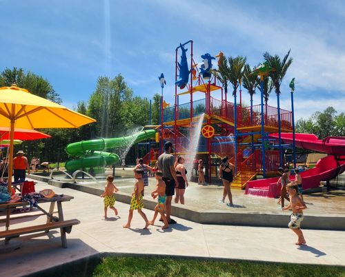 Latest company news about Soluzioni per parchi acquatici in fibra di vetro di alta qualità di Guangdong Dapeng Amusement Technology Co., Ltd.