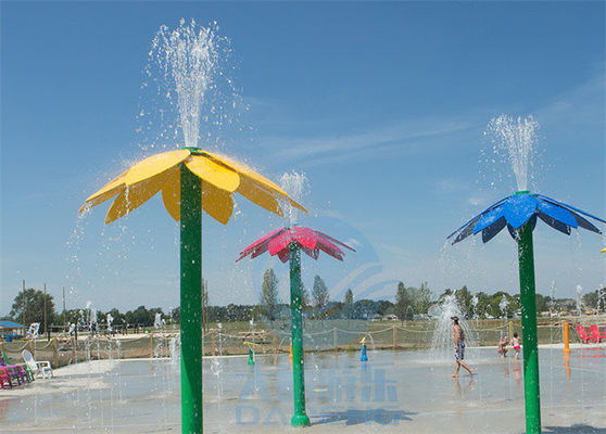 Altezza variopinta della fontana 3.0m del parco dell'acqua di stile del fiore di Aqua Park Water Splash Pad