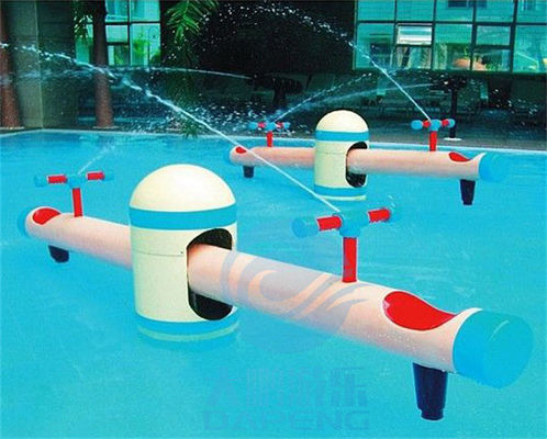 I giochi di Aqua Park Toy Swimming Pool dei bambini dell'attrezzatura del gioco dell'acqua innaffiano lo spruzzo del movimento alternato