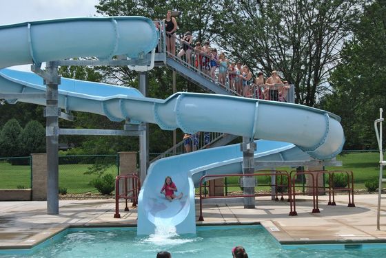Parco acquatico attrezzature di intrattenimento scivoli in fibra di vetro parco fieristico all'aperto giochi per bambini