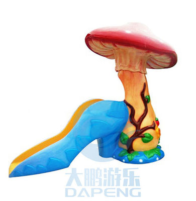 Un buon prezzo. altezza di 2.6m spruzzare il piccolo acquascivolo del fungo della vetroresina dell'acquascivolo per i bambini in linea