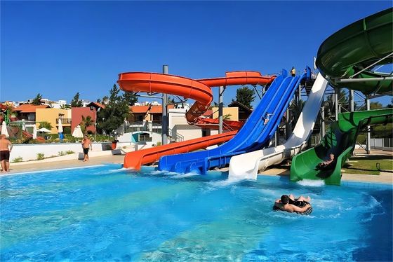 Un buon prezzo. Piscina di fibra di vetro scivolo per bambini divertimento acquatico in linea