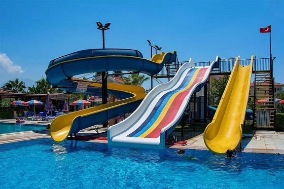 Un buon prezzo. Giochi acquatici Parco giochi esterno Cortile piccolo scivolo in fibra di vetro piscina per adulti in linea