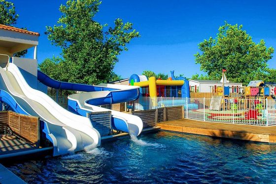 Un buon prezzo. Prodotto originale per bambini Parco giochi esterno Piscina scivolo in fibra di vetro in vendita in linea
