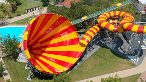 qualità Acquascivoli commerciali adulti della vetroresina della grande della tromba dell'acqua attrezzatura del parco a tema Fabbrica
