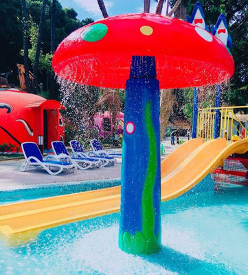 La fontana del fungo dell'acqua della vetroresina su misura per i bambini spruzza il parco