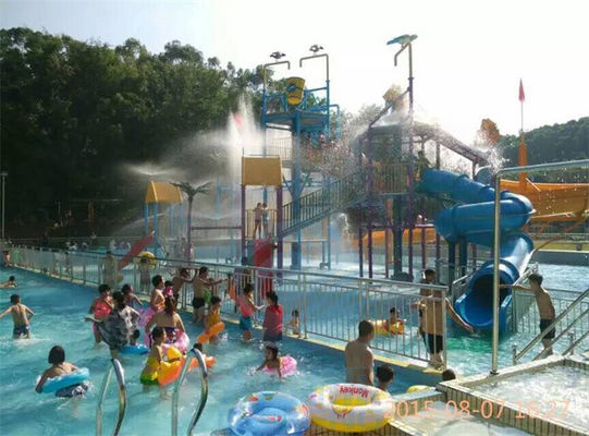 Corrosione del grande scorrevole della spruzzata della vetroresina della famiglia di Aqua Park Playground Water Slide anti