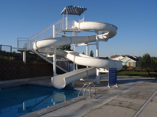 Piscina privata giocattoli scivolo in fibra di vetro parco di divertimenti giochi di acqua giochi di equitazione parco giochi al coperto bambini