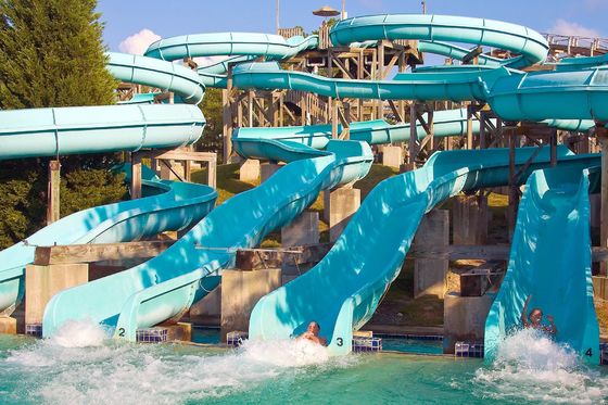 Parco a tema per bambini giochi sportivi all'aperto parco acquatico disegno scivoli in fibra di vetro set gioco per adulti