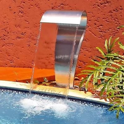 Un buon prezzo. Accessori per piscine in metallo SPA Testa della fontana in acciaio inossidabile Cascata Cascata esterna in linea