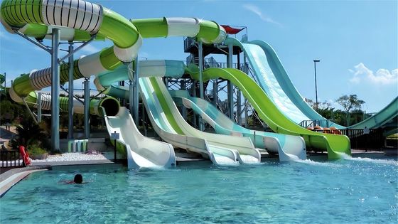 Un buon prezzo. OEM piscina in fibra di vetro scivolo all'aria aperta parchi di divertimenti giochi Set di guida in linea