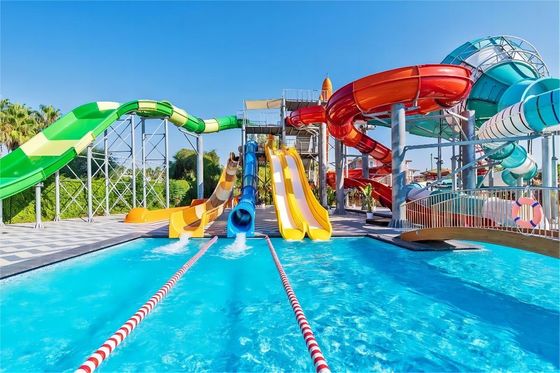 Scivolo d'acqua in fibra di vetro da 12 mm per bambini Parco acquatico commerciale all'aperto Piscina