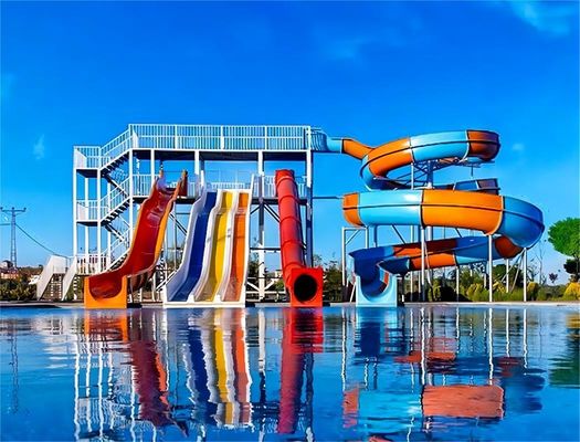 Parco di divertimenti Passeggiate Bambini Grandi giochi d'acqua scivoli di 3 metri di altezza Per piscina