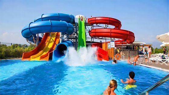 Un buon prezzo. 10 mm di spessore Fibra di vetro scivoli per bambini Parco acquatico Parco giochi in linea