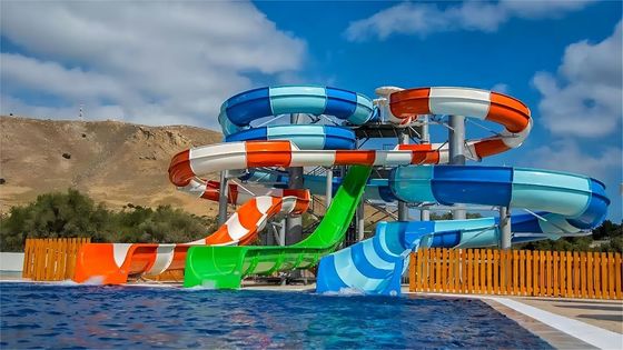 Prodotto ODM Sistema di gioco per piscina in fibra di vetro