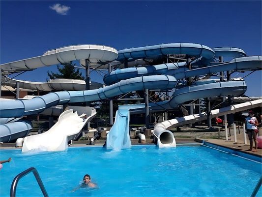 Un buon prezzo. OEM Parco acquatico commerciale all'aperto Parco giochi scivolo in fibra di vetro per bambini in linea