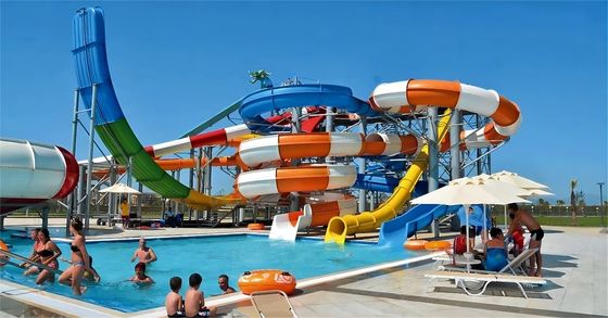 Un buon prezzo. OEM Bambini Parco di divertimenti Parco acquatico Passeggiate Piscina Scivolo in fibra di vetro in linea