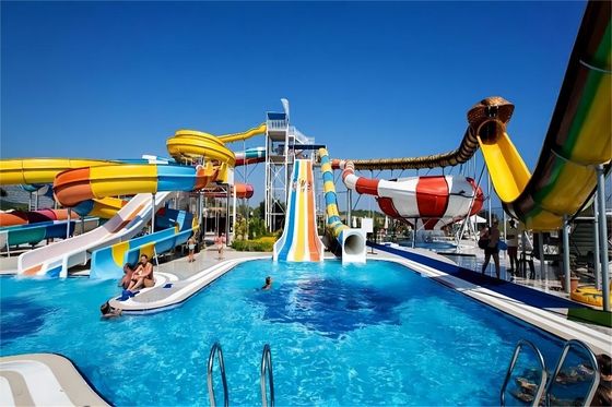 Un buon prezzo. OEM Bambini all' esterno di divertimento Piscina Ride scivolo in fibra di vetro in linea