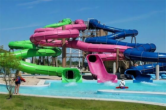 Parco di divertimenti Passeggiate scivoli acquatici Fibra di vetro
