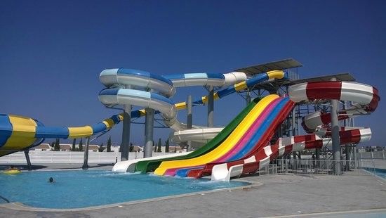 Un buon prezzo. Parco mondiale acquatico all'aperto attrezzature per piscina scivoli in linea