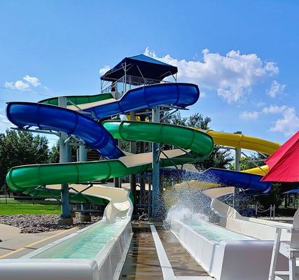 Un buon prezzo. ODM Piscina acquatica Parco giochi estivo Bambini Set giochi attrezzature giocattoli Fibra di vetro scivolo in linea