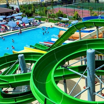 Un buon prezzo. Parco di divertimenti adulti piscina attrezzature idriche bambini scivolo in fibra di vetro in linea