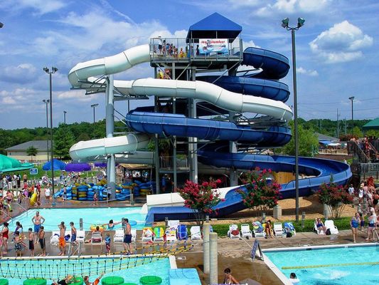 Un buon prezzo. Parco di divertimenti acquatici all'aria aperta Parco giochi Piscina attrezzature Slide set a spirale in linea