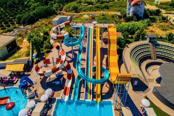 Un buon prezzo. Parco acquatico Parco giochi Equipaggiamento piscina Giochi scivolo in fibra di vetro in linea