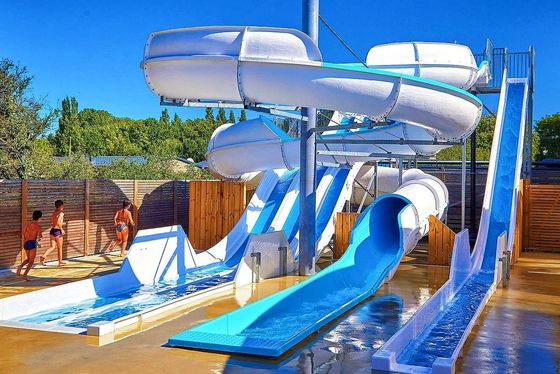 Un buon prezzo. Parco acquatico per bambini Parco giochi all' aperto Piscina attrezzature scivolo a spirale d' acqua in linea