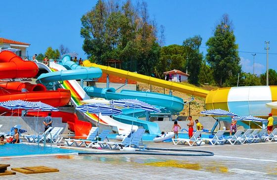 OEM giochi di parco per bambini di acqua attrezzature di divertimento scivolo in fibra di vetro set per bambini