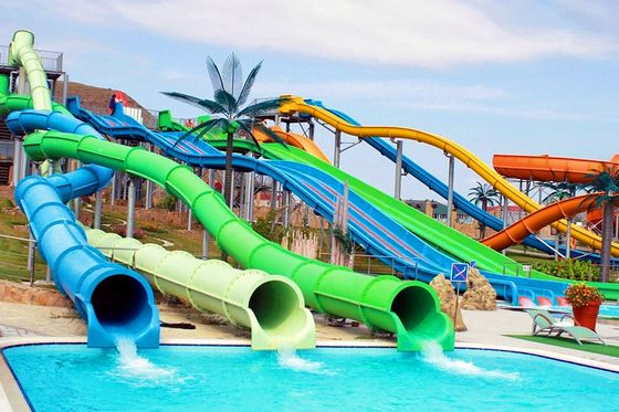 Un buon prezzo. Parco di divertimenti all'aperto Parco acquatico scivolo piscina Disegno delle attrezzature in linea