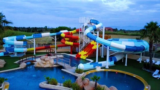 Piscine attrezzature per giochi d'acqua scivolo in fibra di vetro per adulti