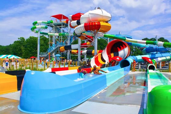 Un buon prezzo. Gioco di parco giochi acquatici all'aperto scivolo in fibra di vetro per piscina in linea