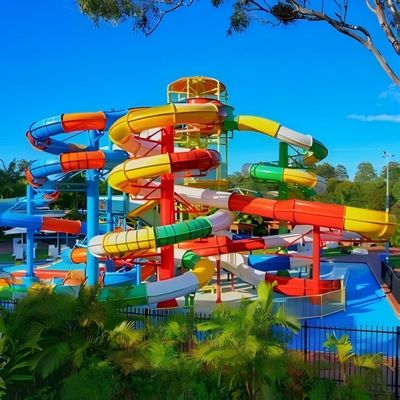 ODM sopra il terreno piscina attrezzature da festa scivolo in fibra di vetro