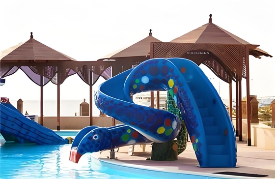 Un buon prezzo. Fiberglass Water Splash Swimming Pool Slide Waterplayground Water Park Animals Set Color customization Elephant Snake Rainbow Children's Pool Slide in linea