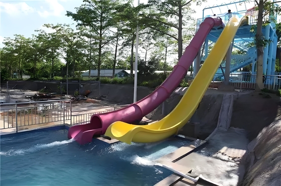 Attrezzatura per giochi d'acqua in fibra di vetro Piscina di scivolo Piscina esterna scivoli d'acqua Produttore Macchina di divertimento a scivolo a botte