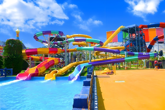 Un buon prezzo. Grandi attrezzature per divertimenti all'aperto Parco acquatico scivoli d'acqua in fibra di vetro giochi d'acqua Parco giochi scivolo d'acqua per piscina spirale aperta adatto per adulti e bambini personalizzazione in linea
