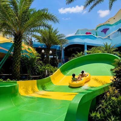 Un buon prezzo. 1.9m Altezza Mini Boomerang Slide Fibra di vetro Water Slide per piscina Disegno personalizzato in linea