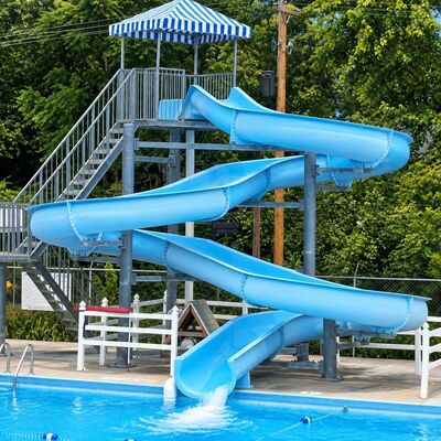 qualità Fibra di vetro scivolo d'acqua a spirale scivolo curvo personalizzato per parco acquatico con 1 anno di garanzia Fabbrica